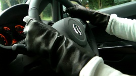 driving-car-leather-gloves-emily