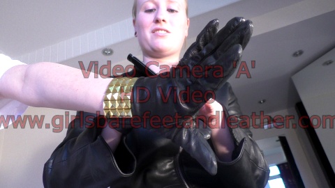 girls-leather-pants-leather-gloves-leather-jacket-with-boots